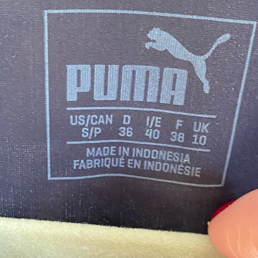 PUMA Black Velvet Long Sleeve Crop Top - Picture 6 of 7